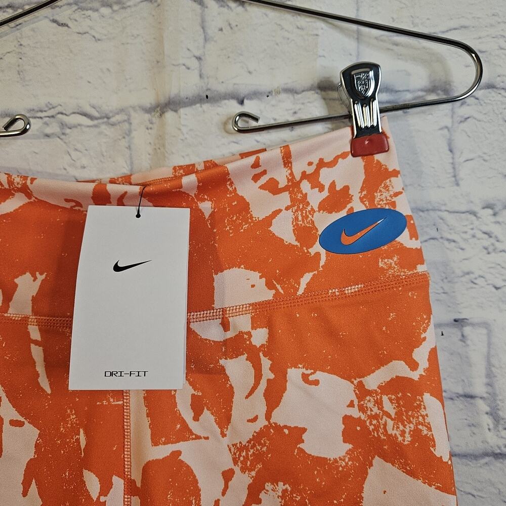 Nike Women's One Luxe Icon Clash Mid-Rise Training Bike Shorts - NWT Size S - Picture 2 of 6